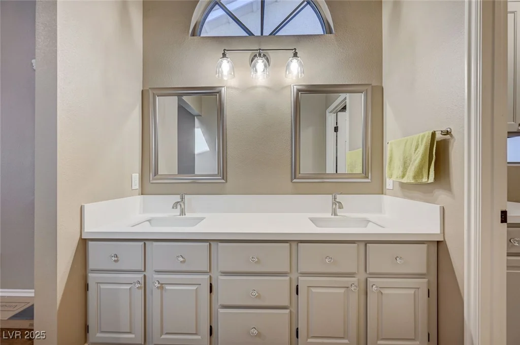 2002 Big Bend Way, Henderson, NV 89074