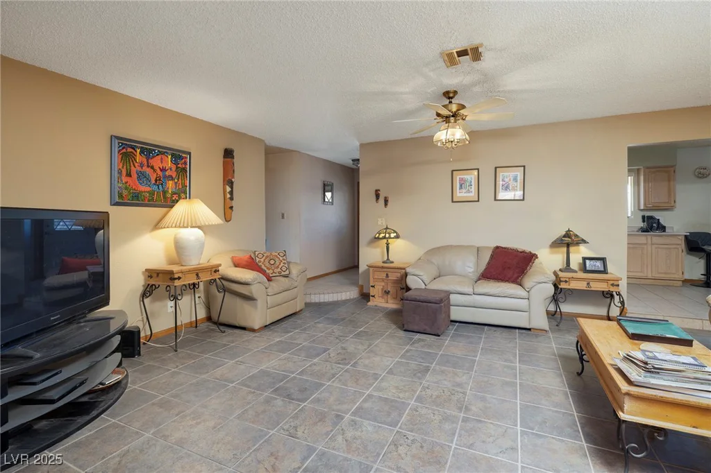6024 Dorrell, Las Vegas, NV 89131
