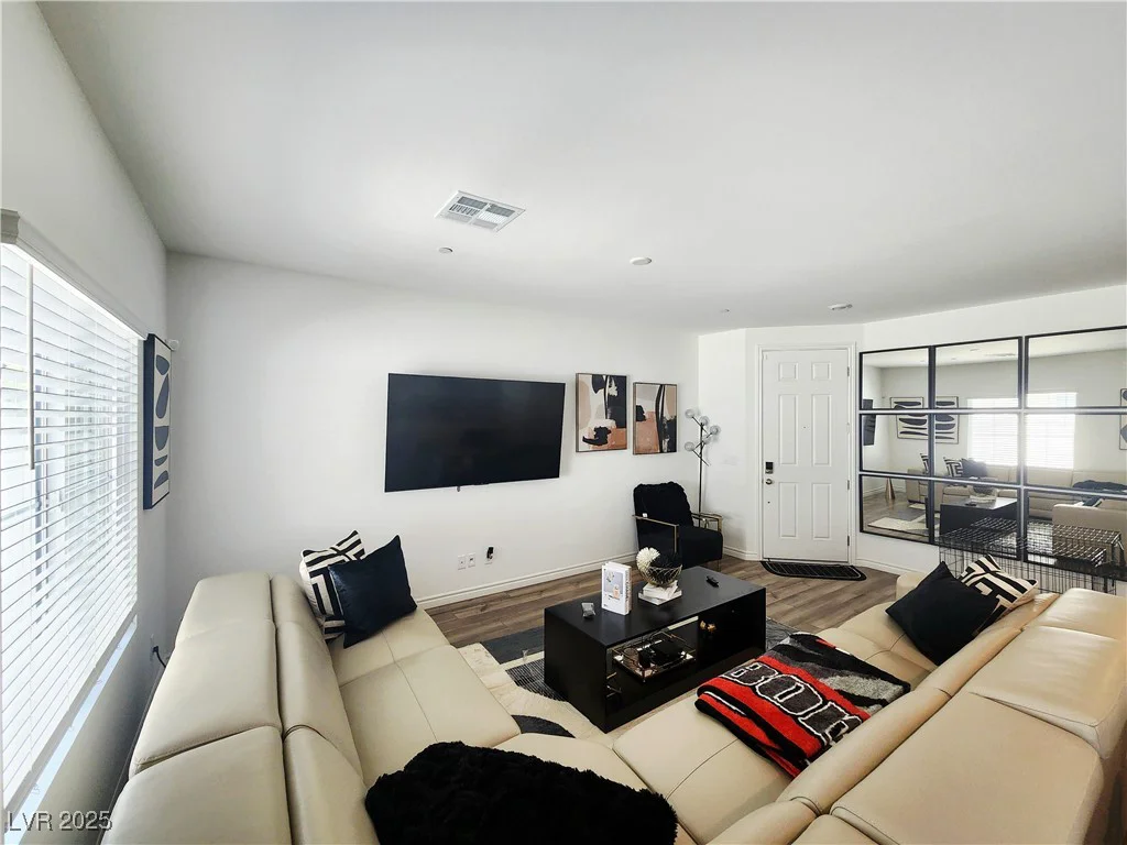 7308 Decatur, Las Vegas, NV 89131