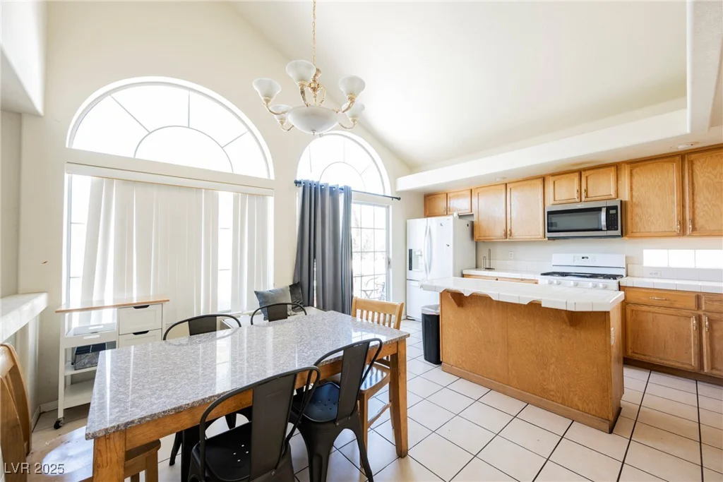 2524 Claridge, Henderson, NV 89074