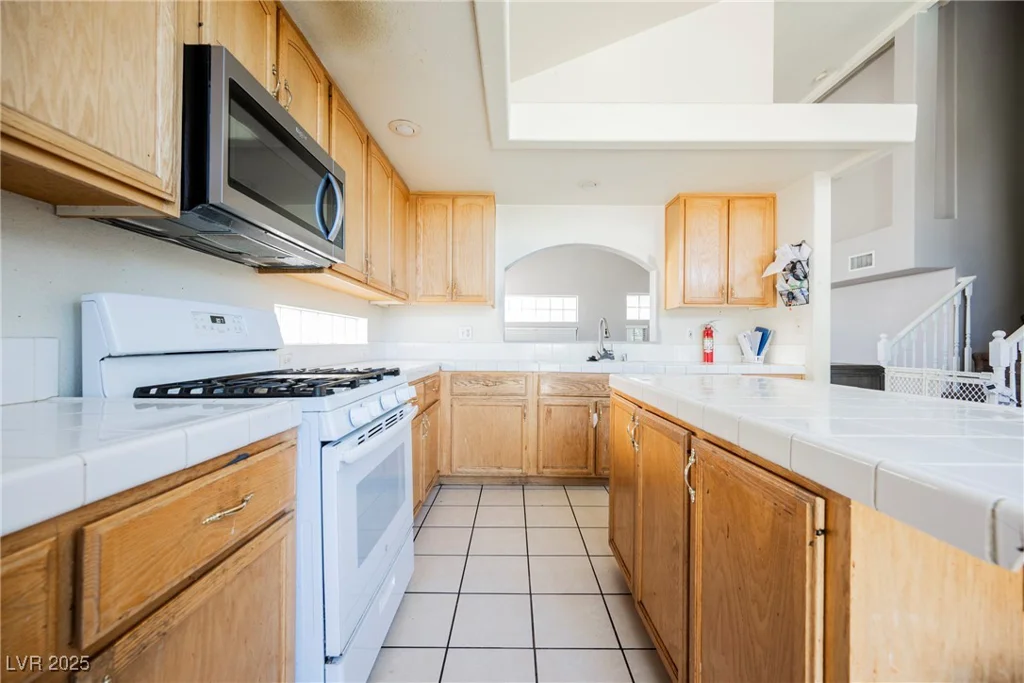 2524 Claridge, Henderson, NV 89074