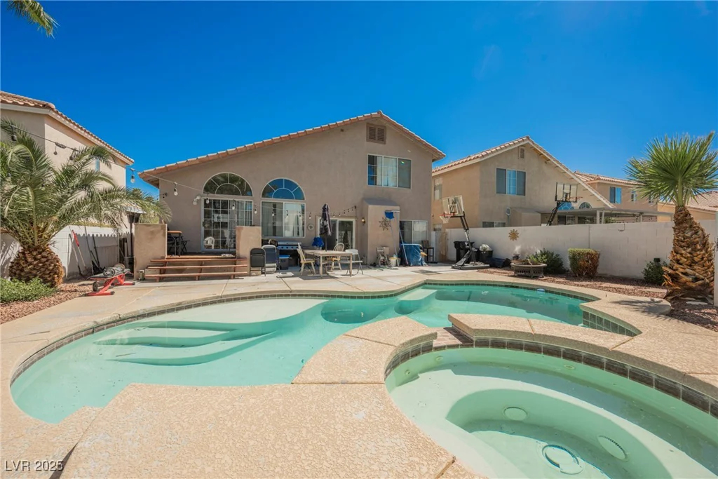 2524 Claridge, Henderson, NV 89074