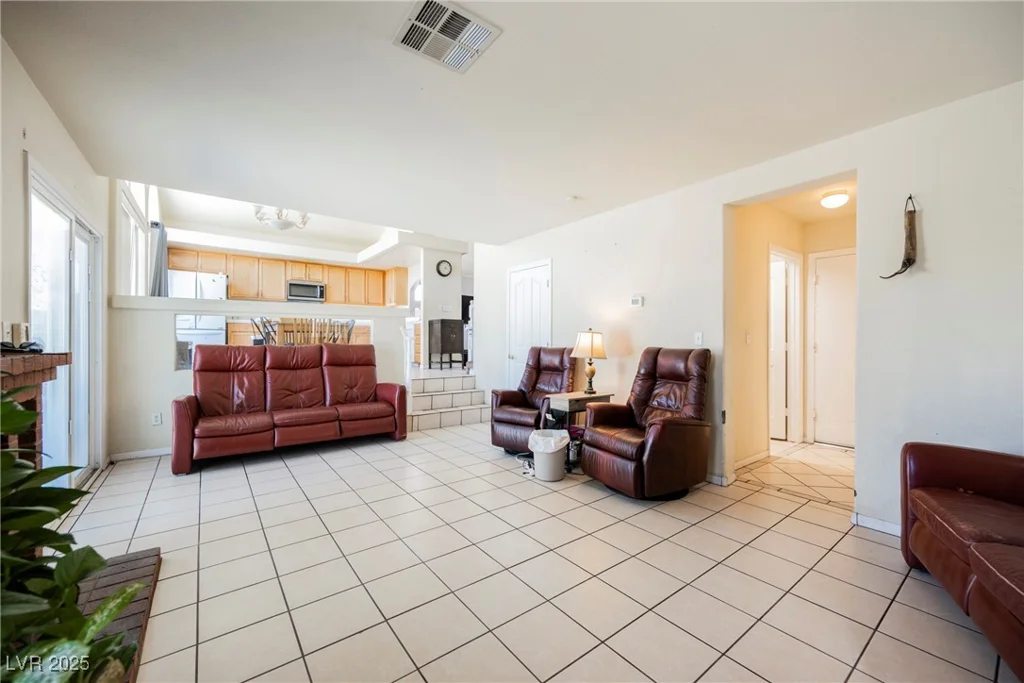 2524 Claridge, Henderson, NV 89074