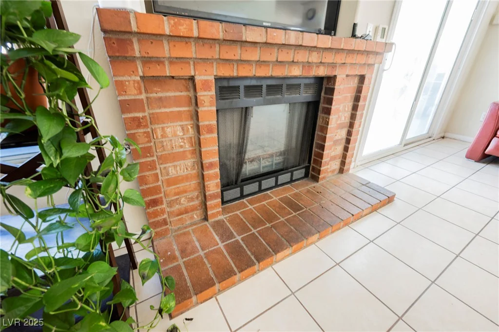 2524 Claridge, Henderson, NV 89074