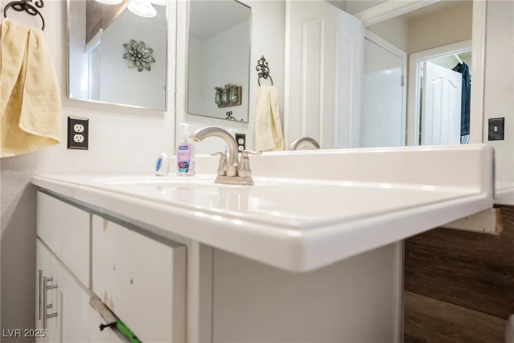 2524 Claridge, Henderson, NV 89074