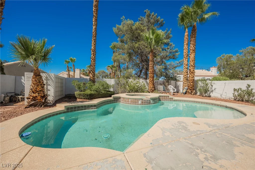 2524 Claridge, Henderson, NV 89074