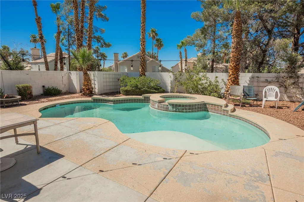 2524 Claridge, Henderson, NV 89074
