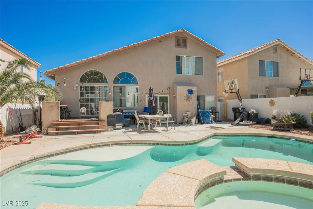 2524 Claridge, Henderson, NV 89074