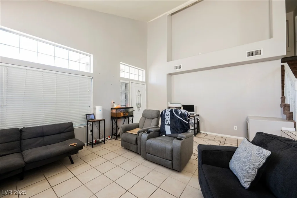 2524 Claridge, Henderson, NV 89074