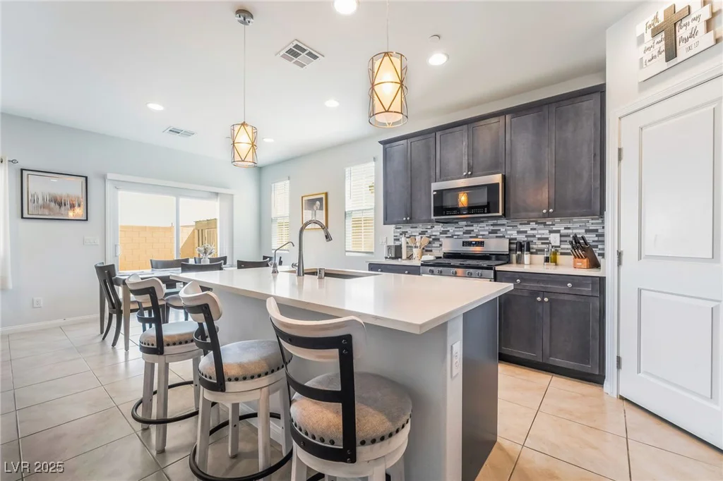 74 Cadence Crest, Henderson, NV 89011