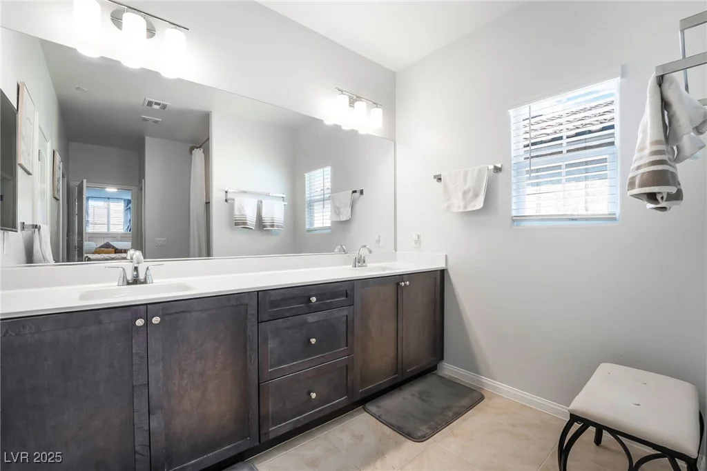 74 Cadence Crest, Henderson, NV 89011