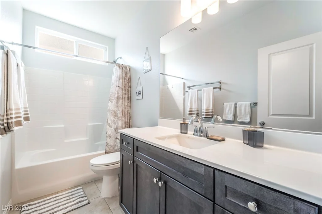 74 Cadence Crest, Henderson, NV 89011