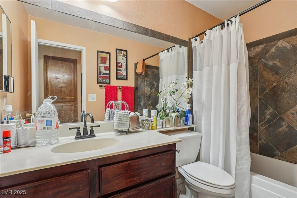 4621 Bristol Manor, Las Vegas, NV 89108