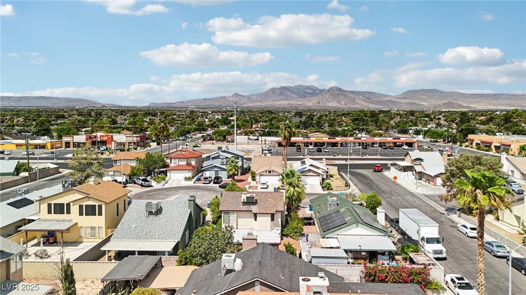 4621 Bristol Manor, Las Vegas, NV 89108