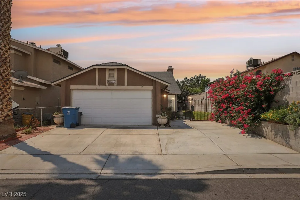 4621 Bristol Manor, Las Vegas, NV 89108
