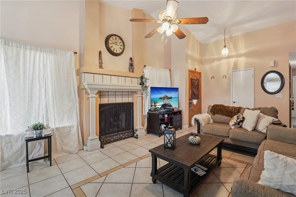 4621 Bristol Manor, Las Vegas, NV 89108