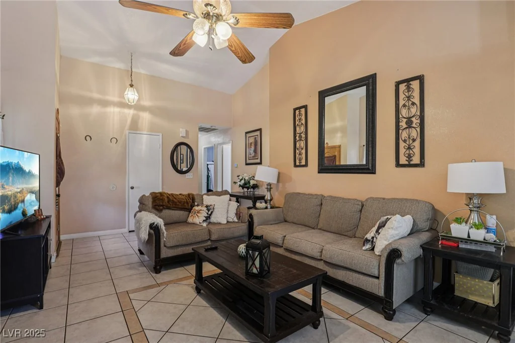 4621 Bristol Manor, Las Vegas, NV 89108