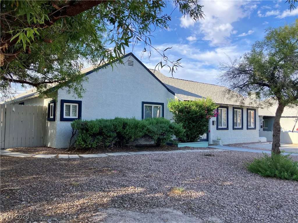 1207 Francis, Las Vegas, NV 89104