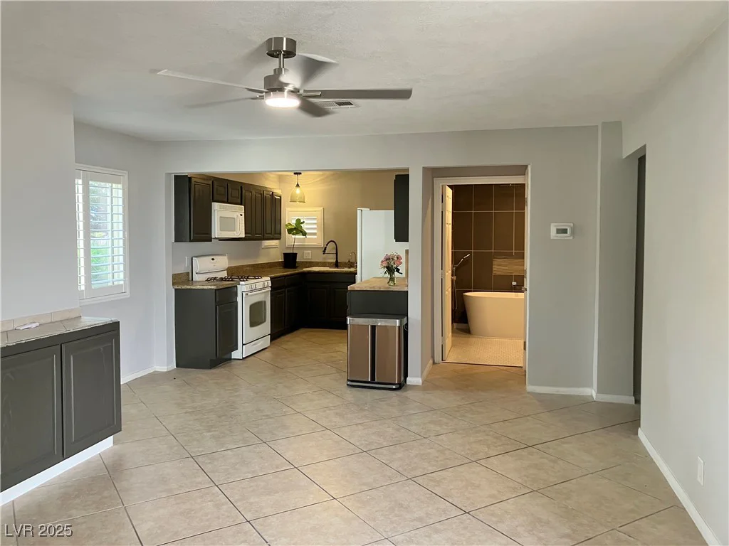1207 Francis, Las Vegas, NV 89104