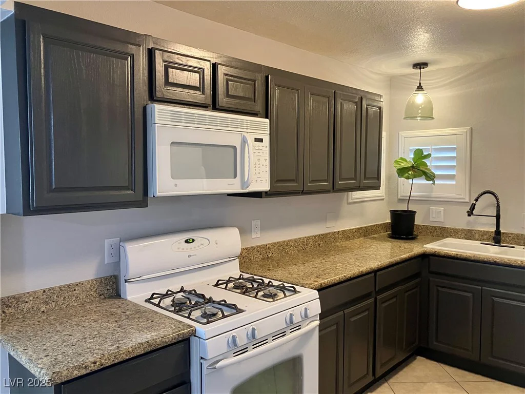 1207 Francis, Las Vegas, NV 89104