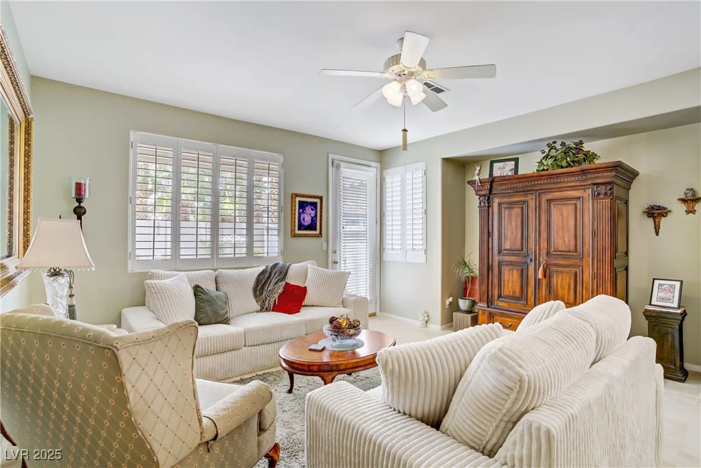 694 Canfield Point, Las Vegas, NV 89183