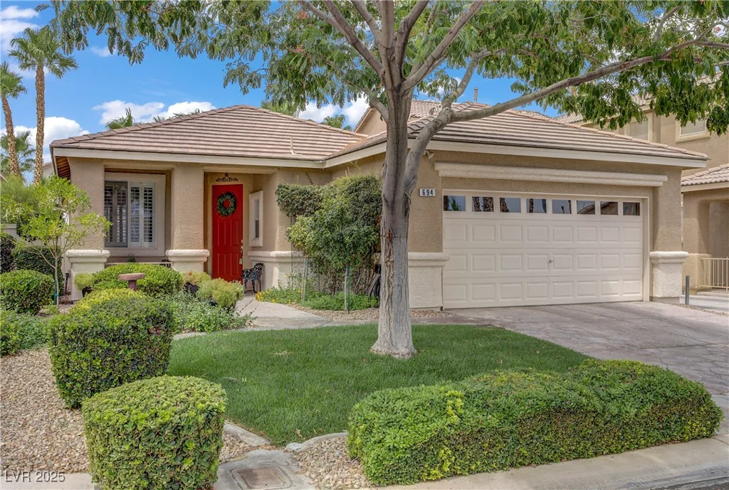 694 Canfield Point, Las Vegas, NV 89183