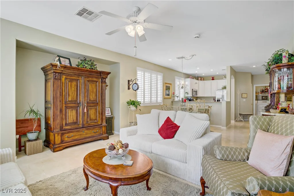 694 Canfield Point, Las Vegas, NV 89183
