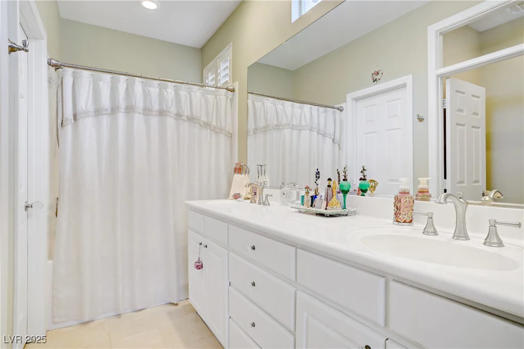 694 Canfield Point, Las Vegas, NV 89183