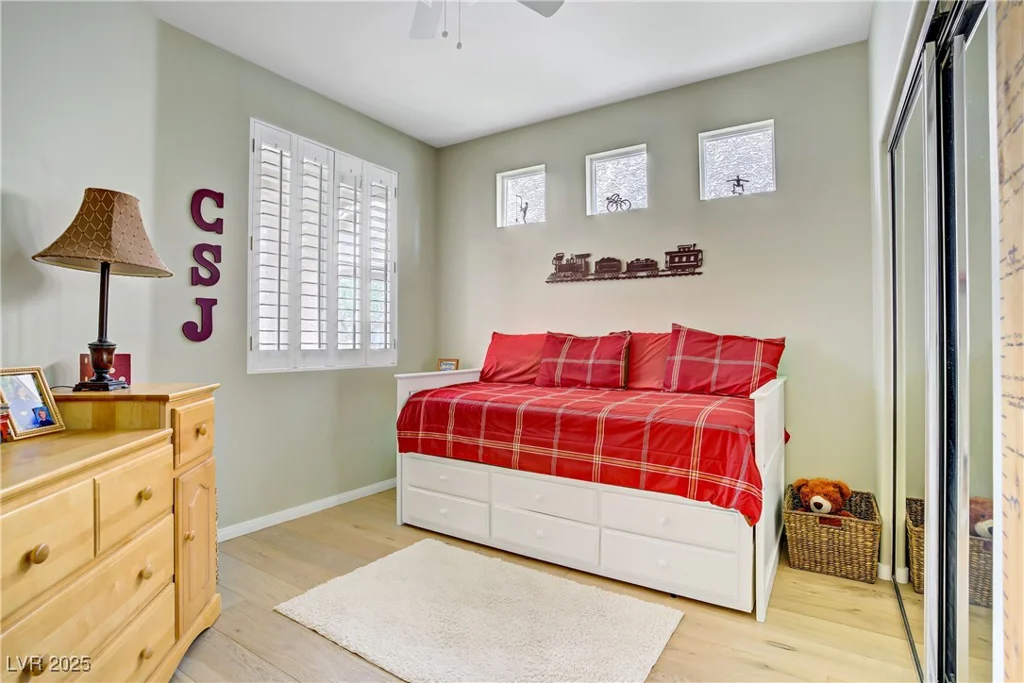 694 Canfield Point, Las Vegas, NV 89183