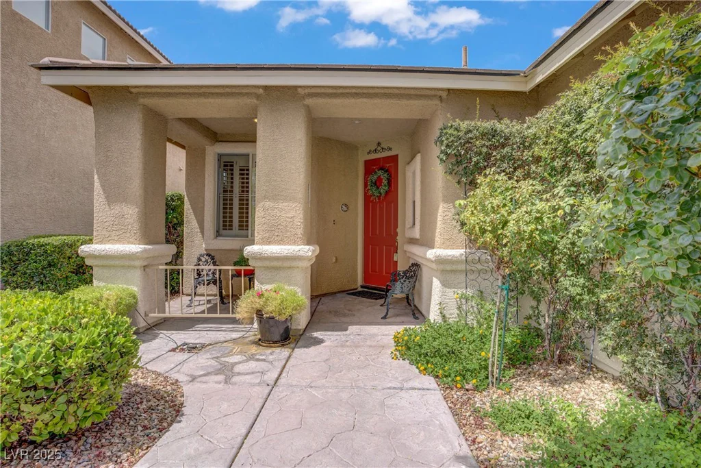 694 Canfield Point, Las Vegas, NV 89183