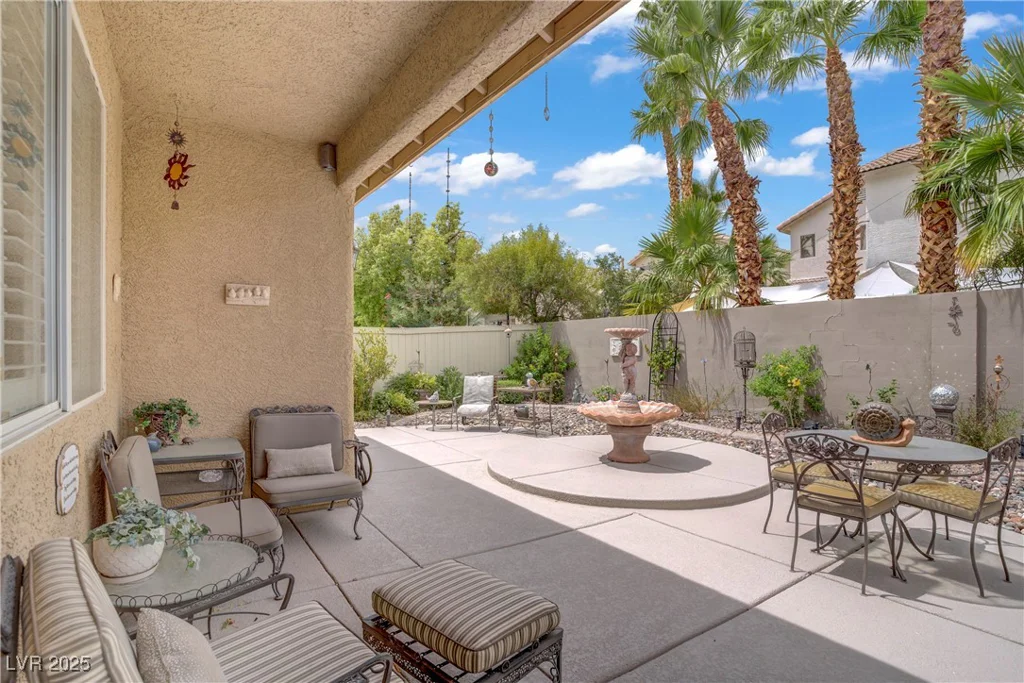 694 Canfield Point, Las Vegas, NV 89183