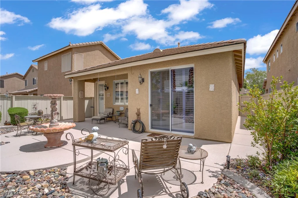 694 Canfield Point, Las Vegas, NV 89183