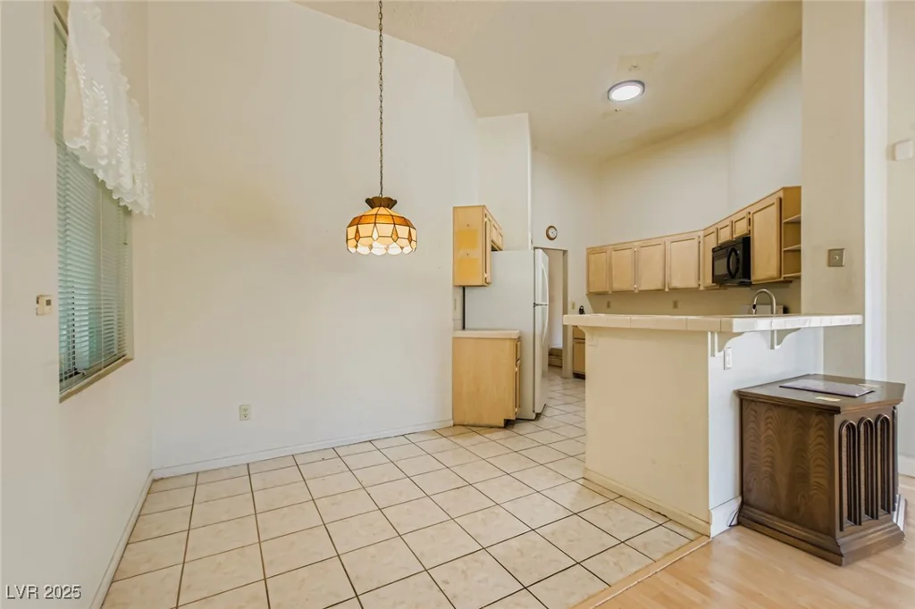 3250 Astoria, Las Vegas, NV 89121