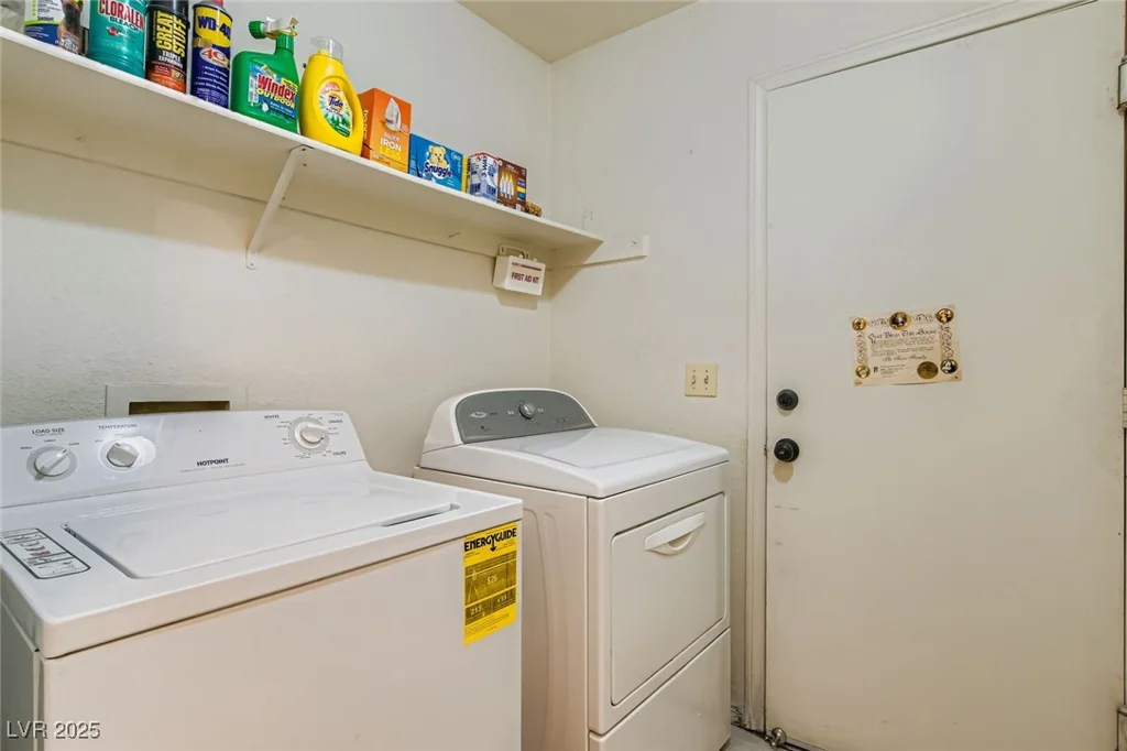 3250 Astoria, Las Vegas, NV 89121
