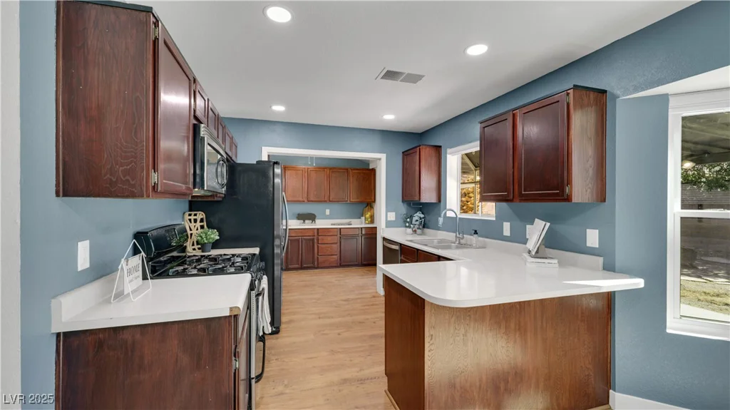 1850 Shagbark, Las Vegas, NV 89156