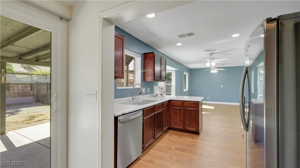 1850 Shagbark, Las Vegas, NV 89156