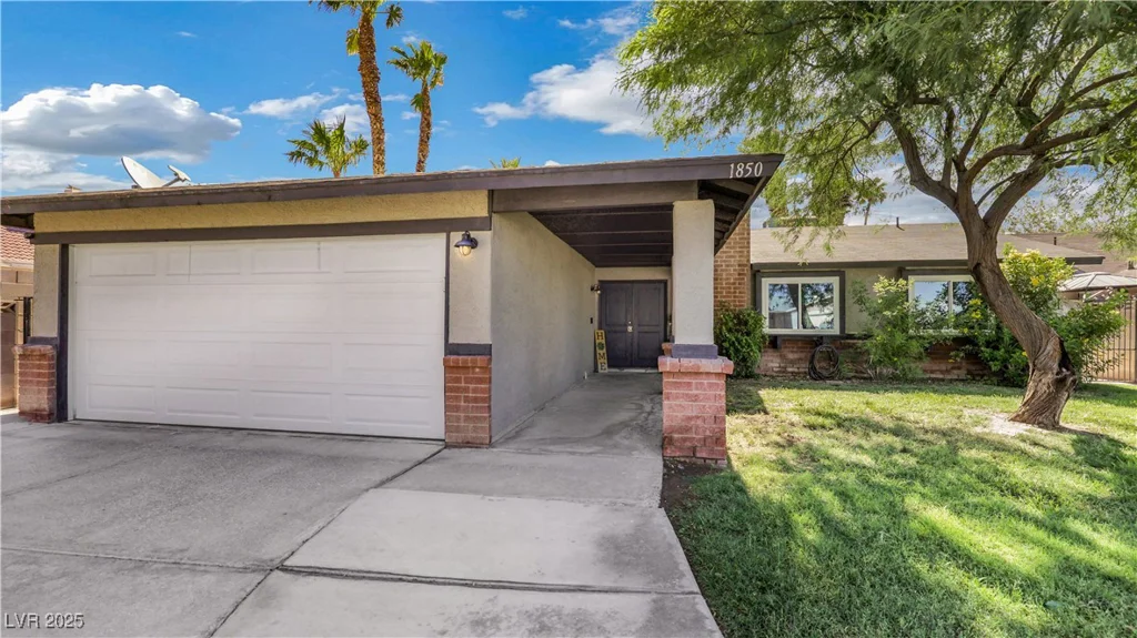 1850 Shagbark, Las Vegas, NV 89156