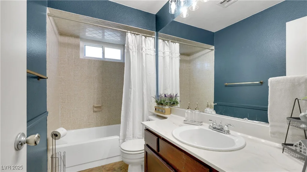 1850 Shagbark, Las Vegas, NV 89156
