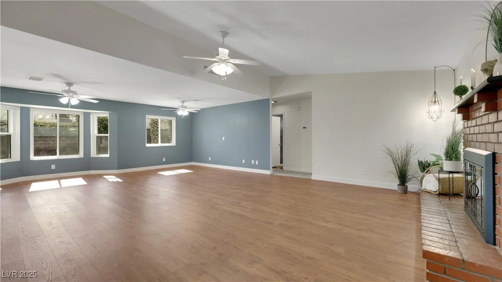 1850 Shagbark, Las Vegas, NV 89156
