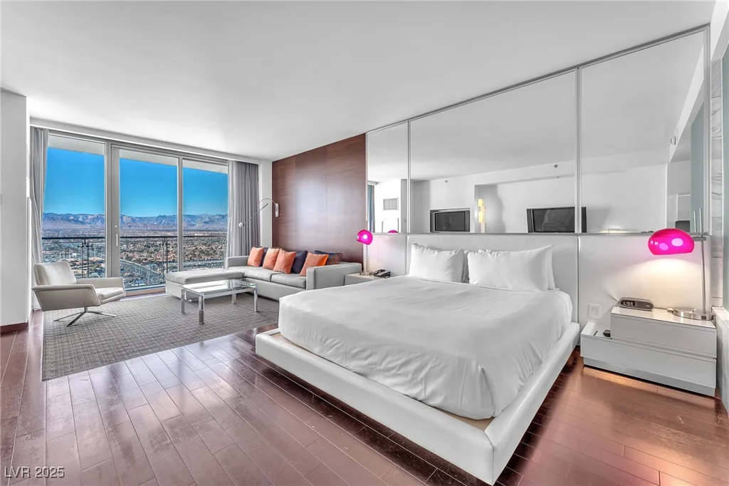 4381 Flamingo, Las Vegas, NV 89103