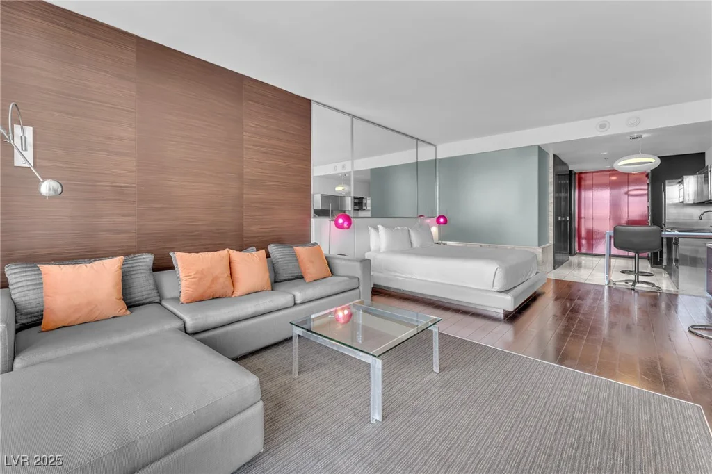 4381 Flamingo, Las Vegas, NV 89103