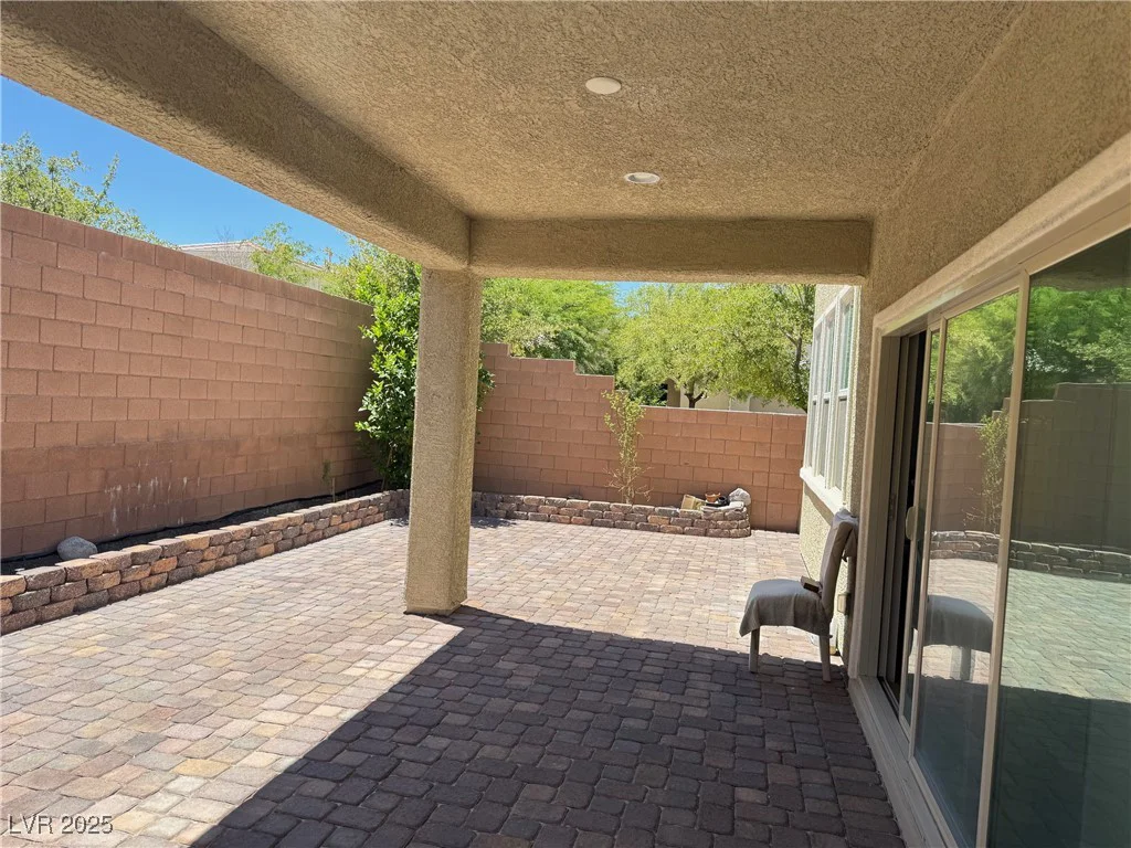 9031 Don Valley, Las Vegas, NV 89148