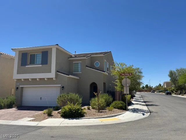 9031 Don Valley, Las Vegas, NV 89148