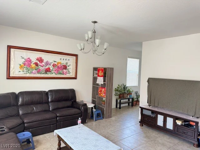 9031 Don Valley, Las Vegas, NV 89148