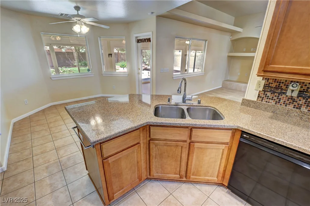 4650 Stoneham, Pahrump, NV 89061
