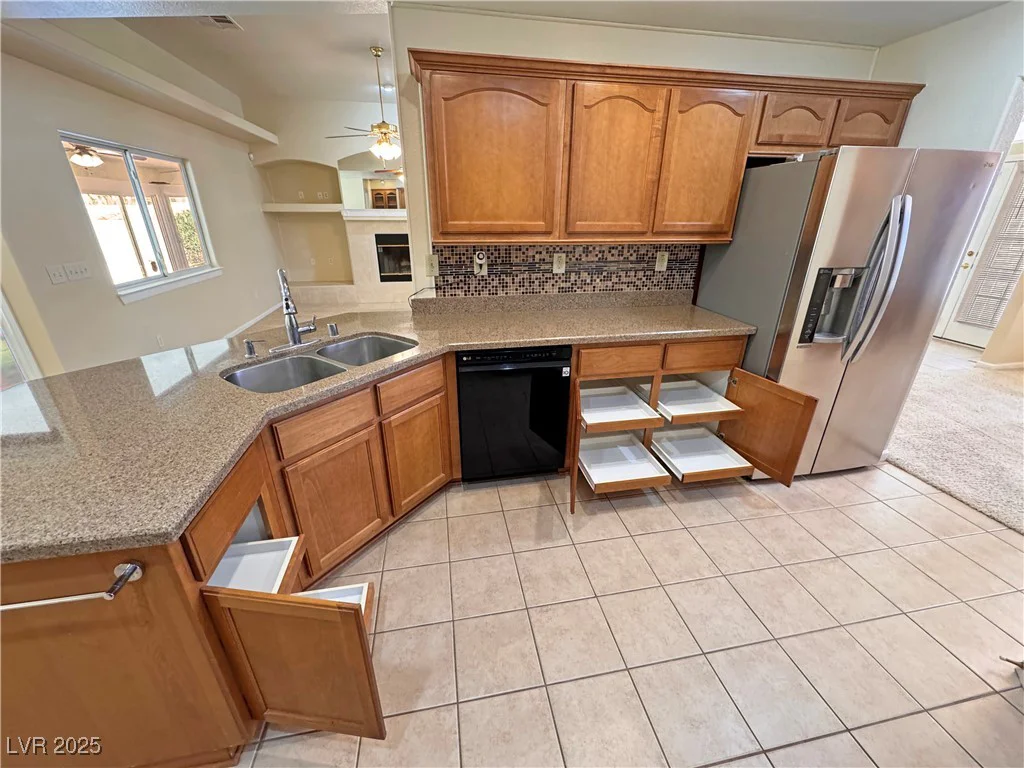 4650 Stoneham, Pahrump, NV 89061
