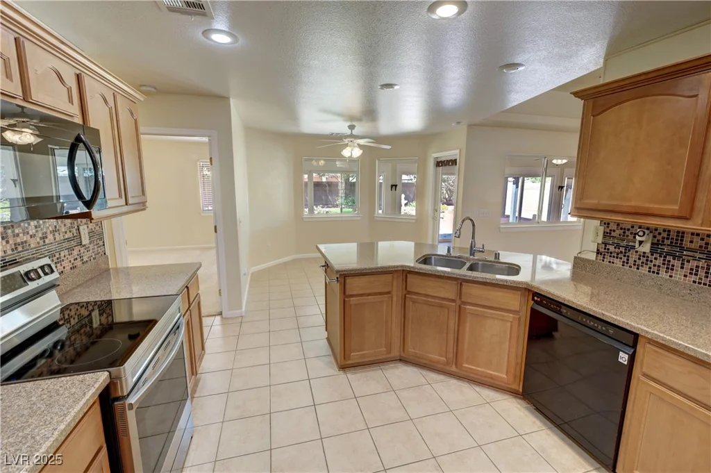 4650 Stoneham, Pahrump, NV 89061