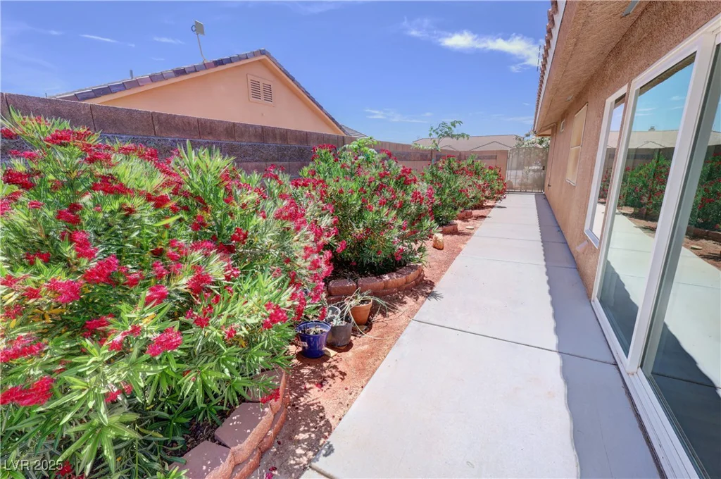 4650 Stoneham, Pahrump, NV 89061