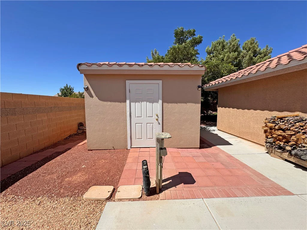 4650 Stoneham, Pahrump, NV 89061