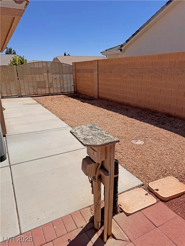 4650 Stoneham, Pahrump, NV 89061